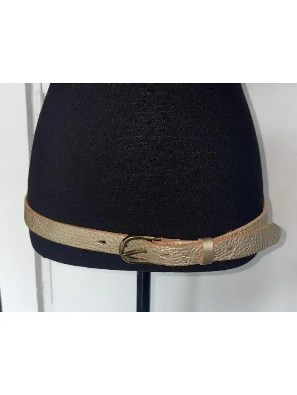 Woman's Vintage Y2K -American Eagle Outfitters- Leather Belt, Size L